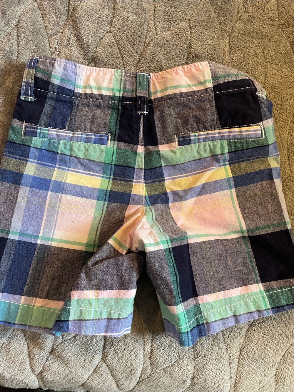Gymboree shorts - Picture 2 of 3